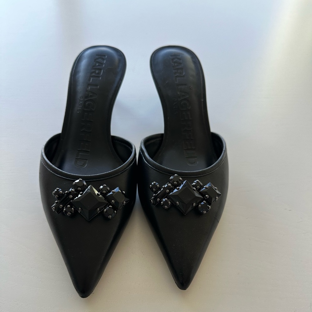 NEW KARL LAGERFELD PARIS Sosie Embellished Heels